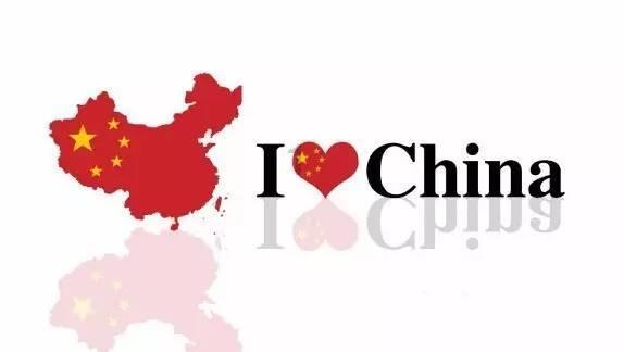 为什么好多男生喜欢穿百褶裙的女生？游戏画面